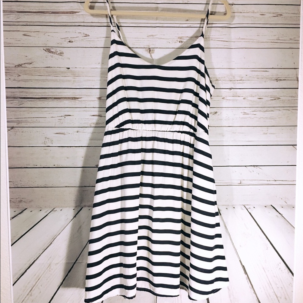 LC Lauren Conrad summer dress
